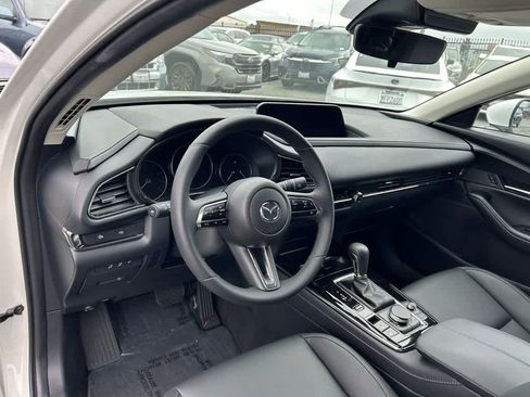 Used 2025 MAZDA CX-30 AWD 2.5 S w/ Preferred Package image 2