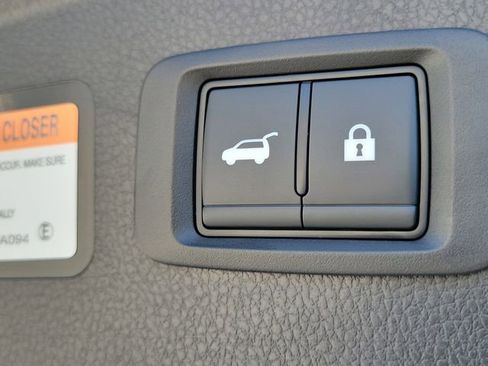 New 2026 Mitsubishi Eclipse Cross SEL AWD/4WD image 11