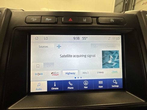 Used 2020 Ford Expedition XLT w/ Equipment Group 202A AWD/4WD image 12