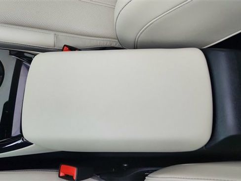 Used 2025 Audi Q6 e-tron Premium Plus w/ Premium Plus image 51