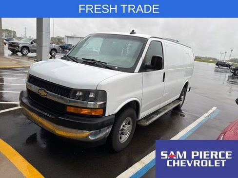 Used 2022 Chevrolet Express 2500 w/ Driver Convenience Package RWD image 1