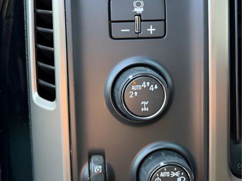 Used 2018 GMC Sierra 1500 Denali image 7