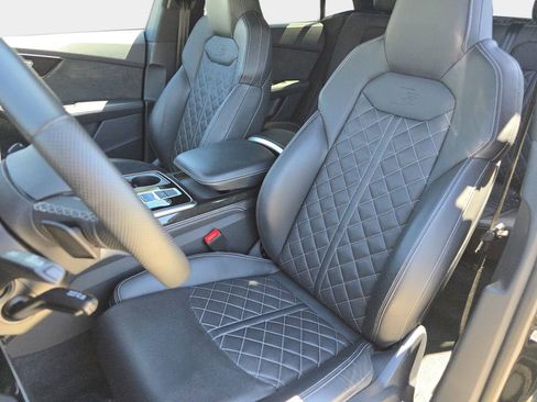 Certified 2022 Audi SQ8 Premium Plus w/ Executive Package image 16