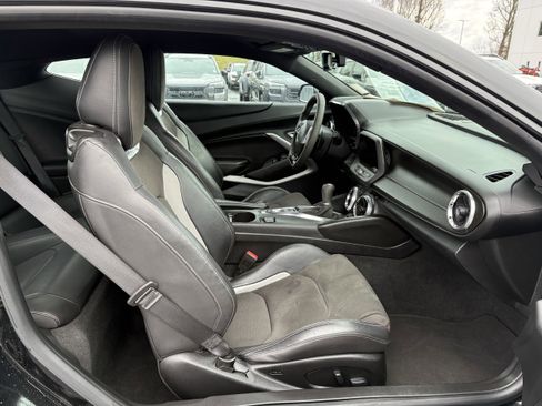 Used 2020 Chevrolet Camaro SS image 28