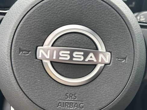 New 2026 Nissan Kicks SR FWD image 24