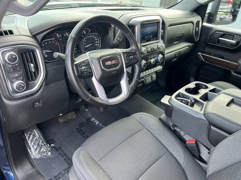 Used 2020 GMC Sierra 1500 SLE w/ X31 Off-Road Package AWD/4WD image 19