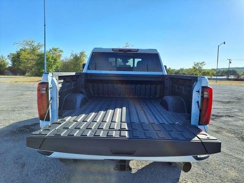 New 2026 GMC Sierra 2500 Denali Ultimate image 11