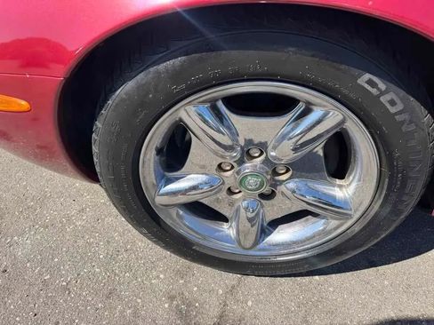 Used 1999 Jaguar XK8 Convertible RWD image 4