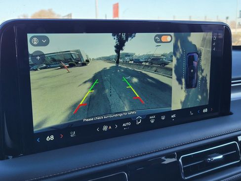 New 2026 Lincoln Aviator 2WD w/ Jet Appearance Package image 12