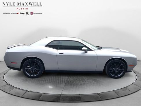 Used 2016 Dodge Challenger SXT w/ Blacktop Package image 14