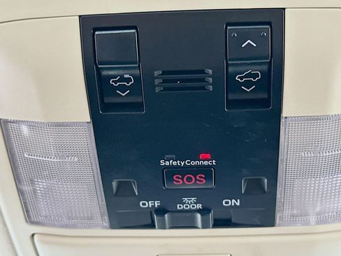 Used 2020 Lexus GX 460 Premium image 18