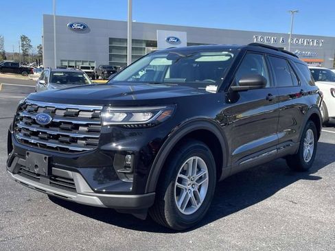 New 2026 Ford Explorer Active w/ Active Comfort Package RWD image 3