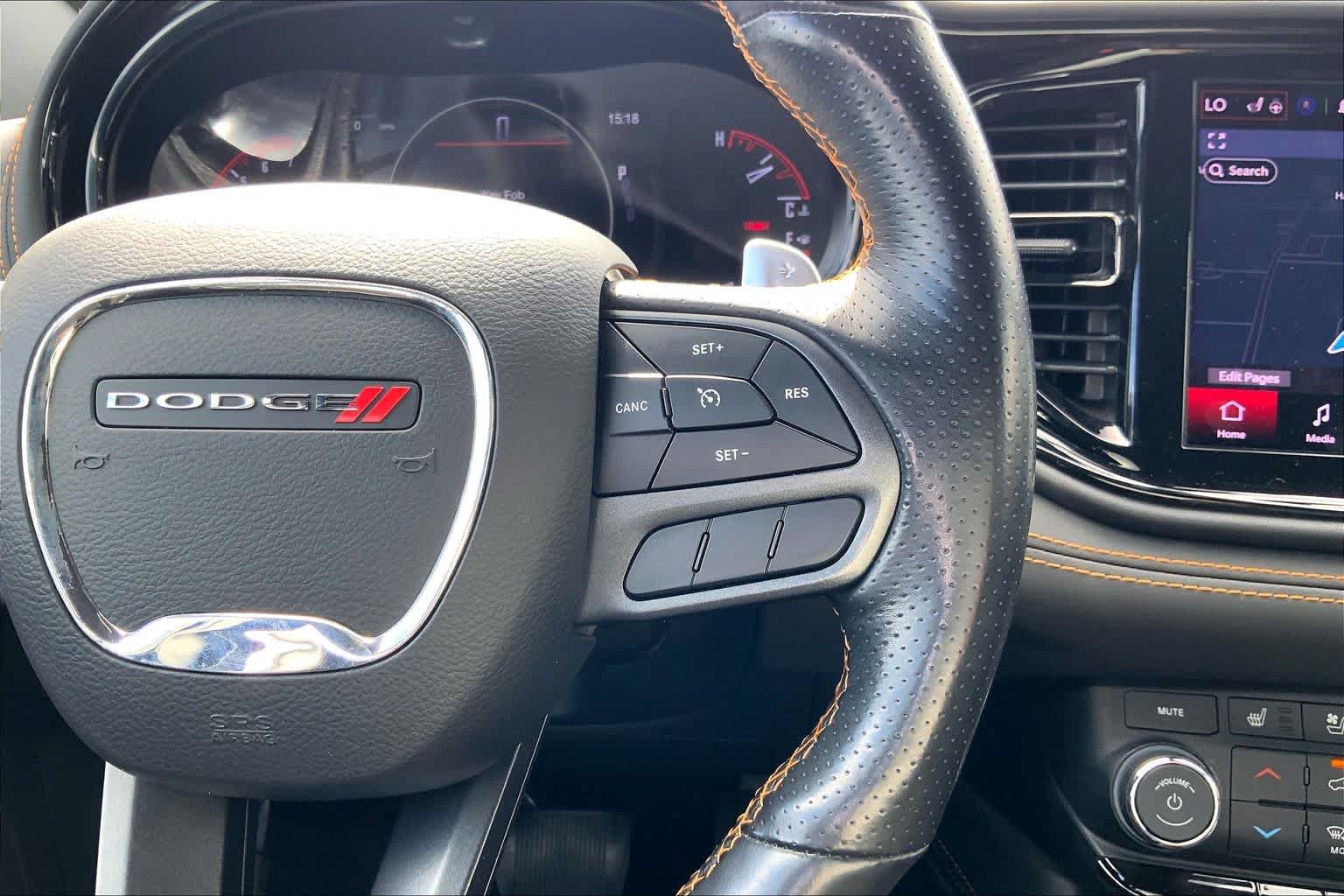 Used 2022 Dodge Durango R/T w/ Quick Order Package 22F AWD/4WD image 25