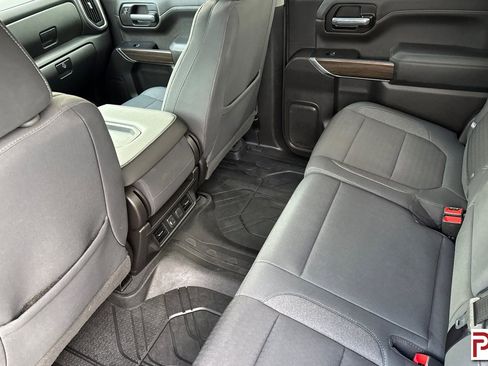 Used 2019 Chevrolet Silverado 1500 RST image 14