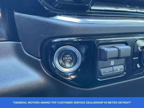 Used 2024 Chevrolet Silverado 2500 LT image 17