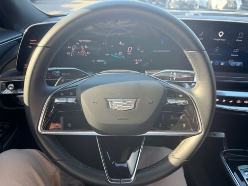 Used 2024 Cadillac Lyriq Tech w/ Driver Assist Package AWD/4WD image 25