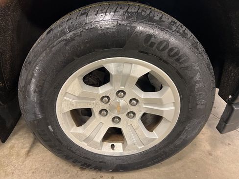 Used 2017 Chevrolet Silverado 1500 LT w/ All Star Edition image 19