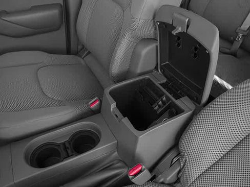 Used 2014 Nissan Frontier SV w/ SV Value Truck Package RWD image 18