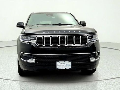 Used 2023 Jeep Wagoneer 4WD w/ Convenience Group I image 2