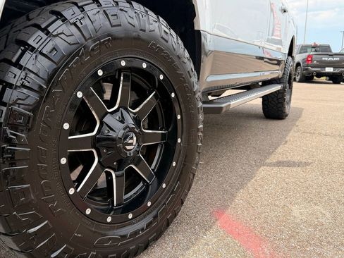 Used 2018 Ford F150 XLT w/ Equipment Group 302A Luxury AWD/4WD image 9