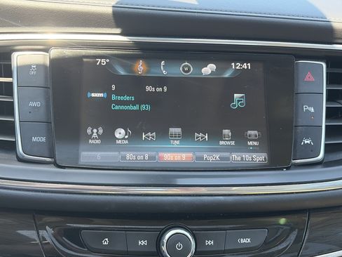 Used 2019 Buick Enclave Premium w/ Experience Buick Package AWD/4WD image 30