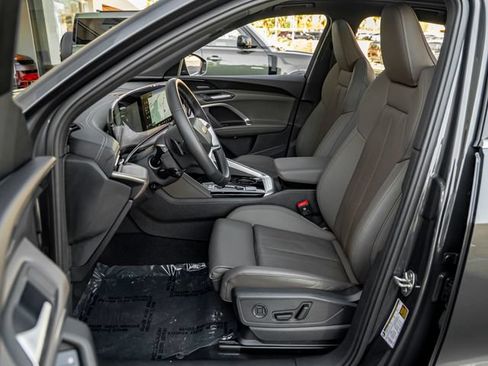 Certified 2025 Audi Q5 Premium Plus w/ Premium Plus AWD/4WD image 14