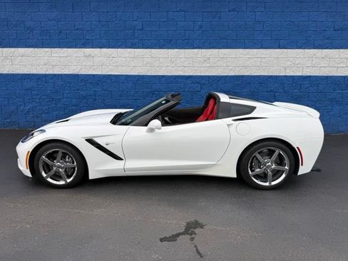Used 2015 Chevrolet Corvette Stingray Coupe w/ 2LT Preferred Equipment Group RWD image 15