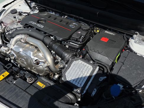 New 2026 Mercedes-Benz GLB 35 AMG 4MATIC image 28