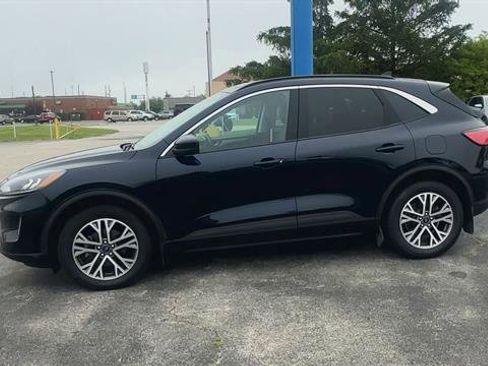 Used 2021 Ford Escape SEL image 5