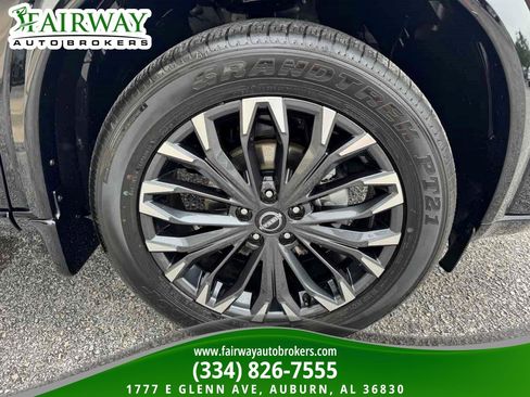 Used 2026 Nissan Rogue Platinum w/ Platinum Premium Package AWD/4WD image 35