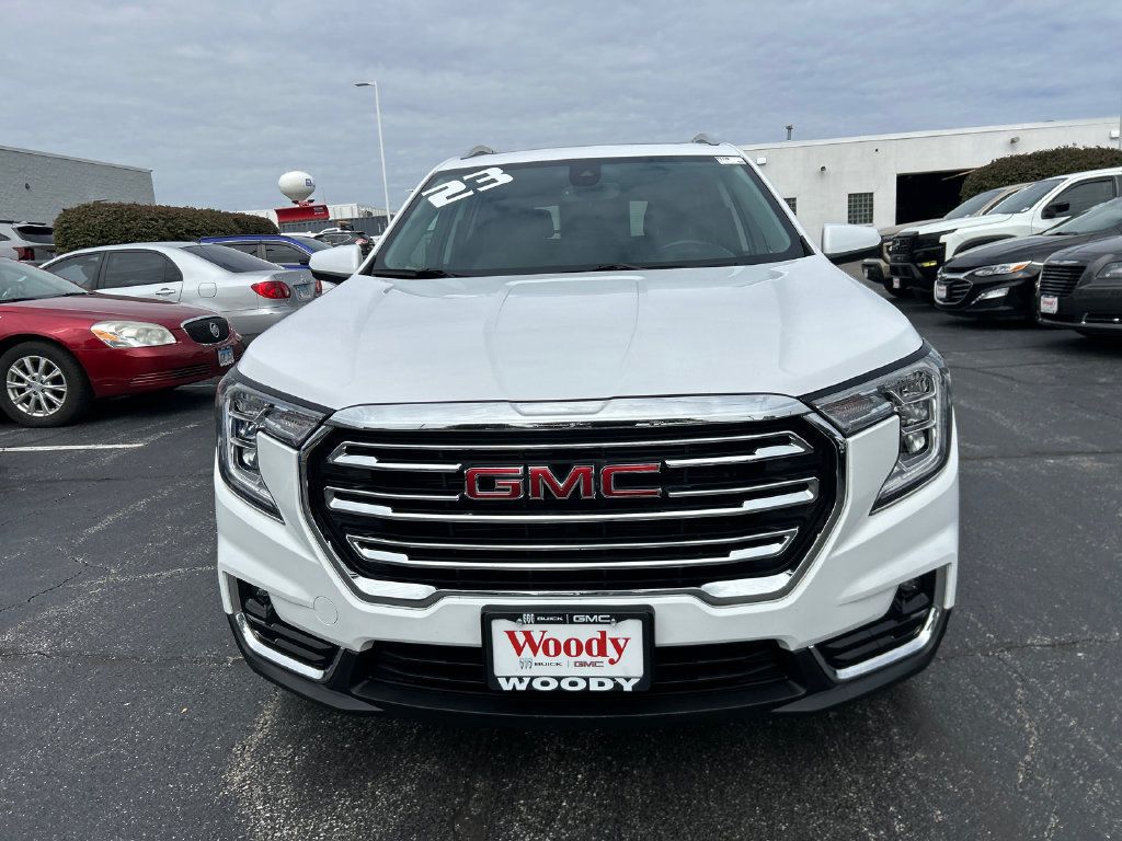 Certified 2023 GMC Terrain SLT FWD image 4