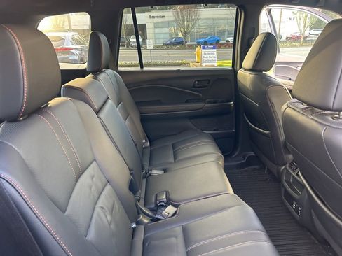 Used 2023 Honda Passport TrailSport image 15