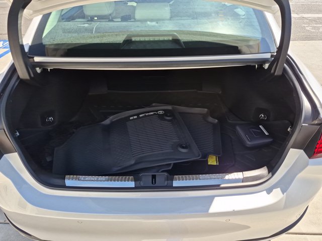 Used 2025 Lexus ES 300h w/ Premium Package FWD image 32