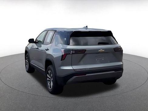 Used 2025 Chevrolet Equinox LT AWD/4WD image 11