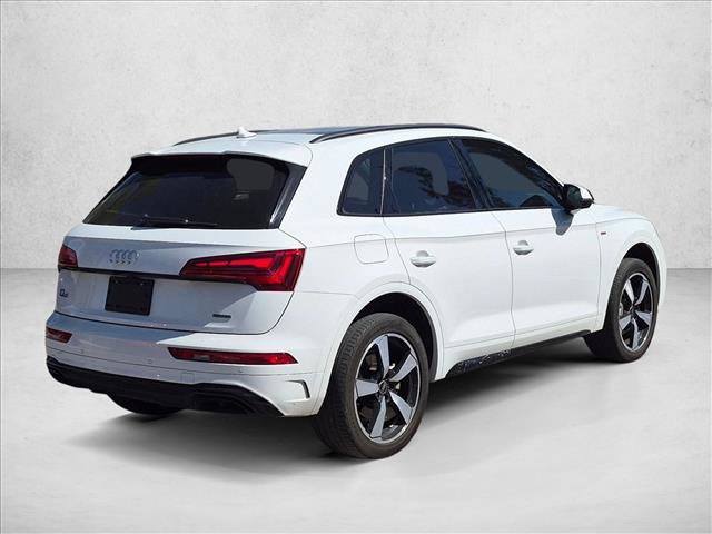 Used 2022 Audi Q5 2.0T Premium Plus w/ Premium Plus Package AWD/4WD image 5