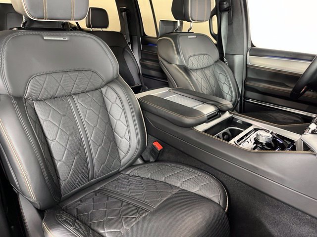 Used 2023 Jeep Grand Wagoneer L Series III w/ Rear Seat Video Group 1 AWD/4WD image 31