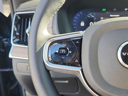 Used 2026 Volvo XC90 B6 Ultra w/ Protection Package Premier AWD/4WD image 20