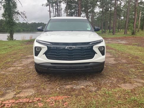 New 2026 Chevrolet TrailBlazer LT w/ Convenience Package FWD image 7
