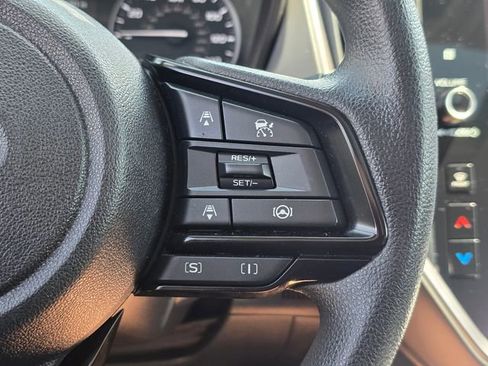 Used 2025 Subaru Crosstrek 2.0i Premium image 27