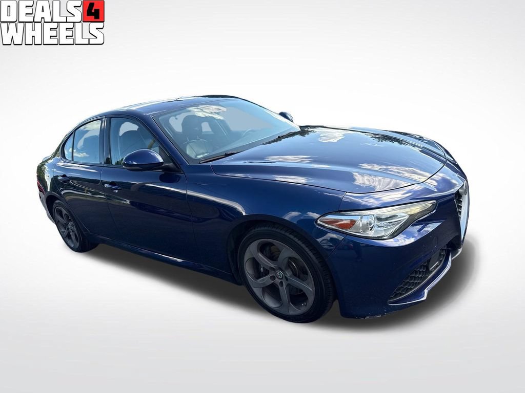 Used 2018 Alfa Romeo Giulia AWD image 7