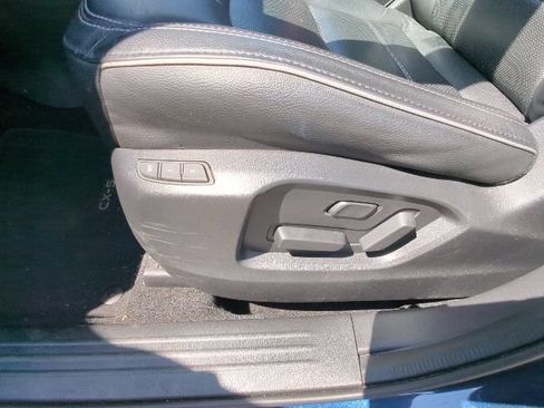 Used 2025 MAZDA CX-5 AWD 2.5 S w/ Preferred Package image 11