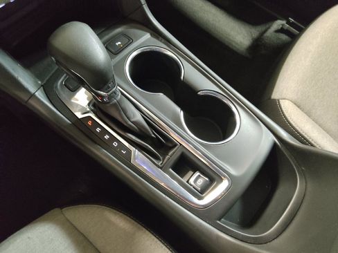 Used 2023 Chevrolet Equinox LT w/ Driver Convenience Package image 26