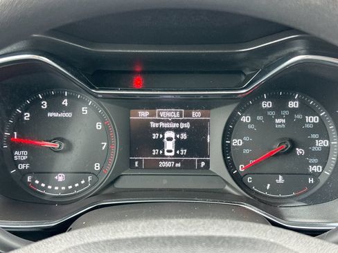 Used 2023 Chevrolet TrailBlazer LT w/ Convenience Package FWD image 23