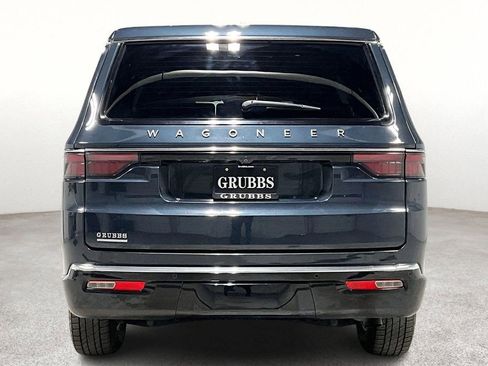 Used 2023 Jeep Wagoneer 4WD w/ Convenience Group I image 6