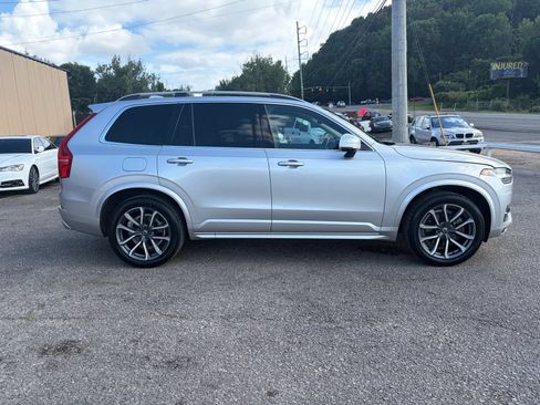 Used 2019 Volvo XC90 T6 Momentum w/ Protection Package Premier AWD/4WD image 4