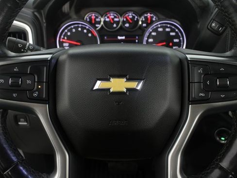 Used 2021 Chevrolet Silverado 1500 LT w/ Bed Protection Package image 12