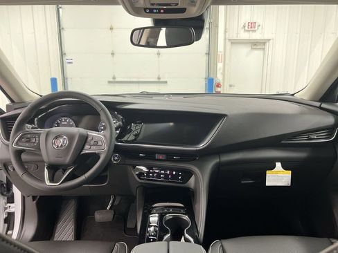 Used 2023 Buick Envision Essence FWD image 10