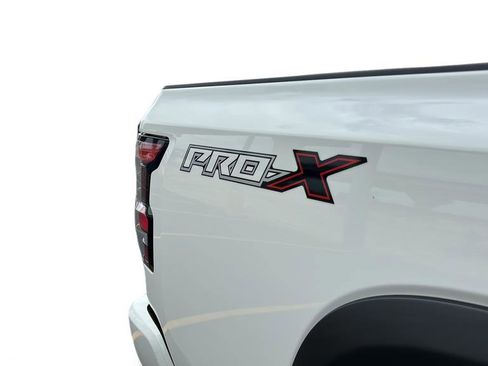 Used 2022 Nissan Frontier Pro-X w/ Pro-X Premium Package RWD image 33