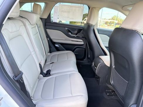 New 2026 Lincoln Corsair Premiere FWD image 20