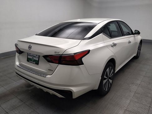 Used 2021 Nissan Altima 2.5 SV w/ SV Premium Package image 9